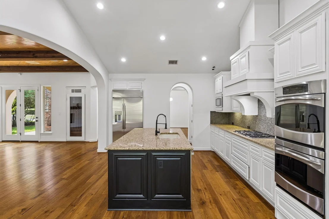 Photo of 14 Woodglade Way