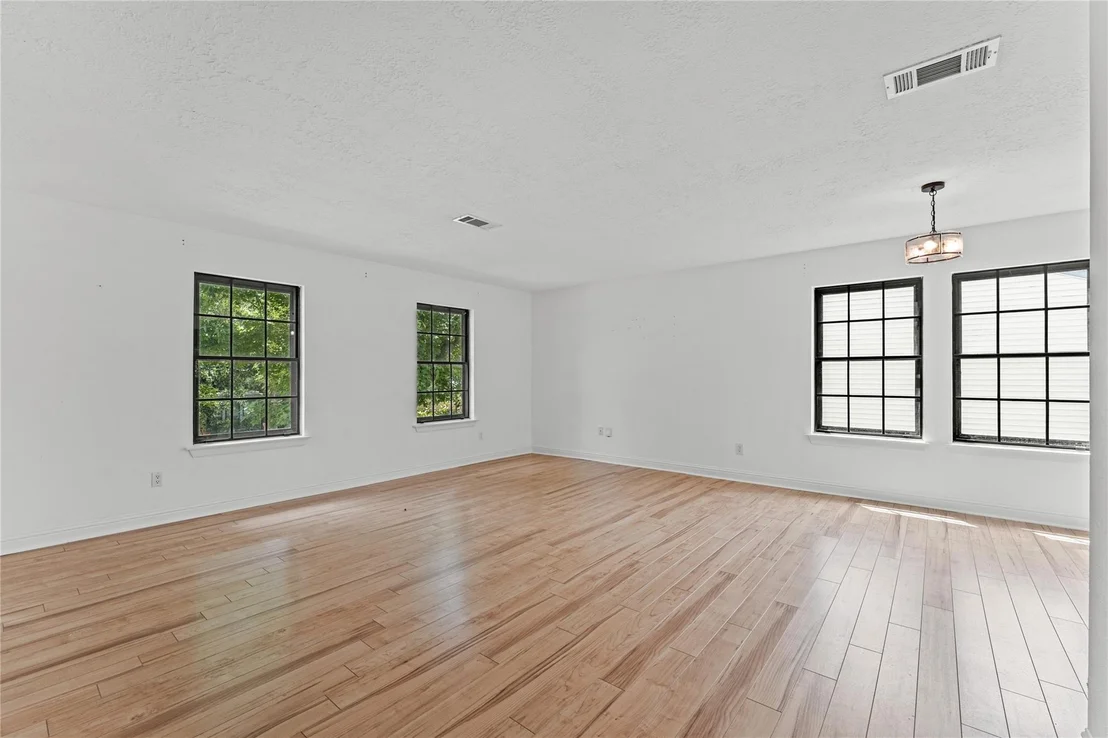 Photo of 15819 Maple Manor Drive