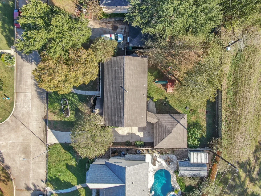 Photo of 723 Shadowbrook Drive