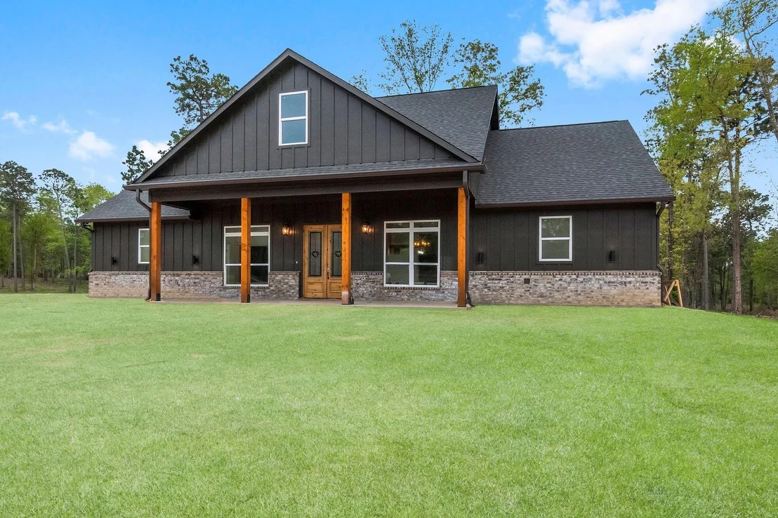 Photo of 393 Hanson Road