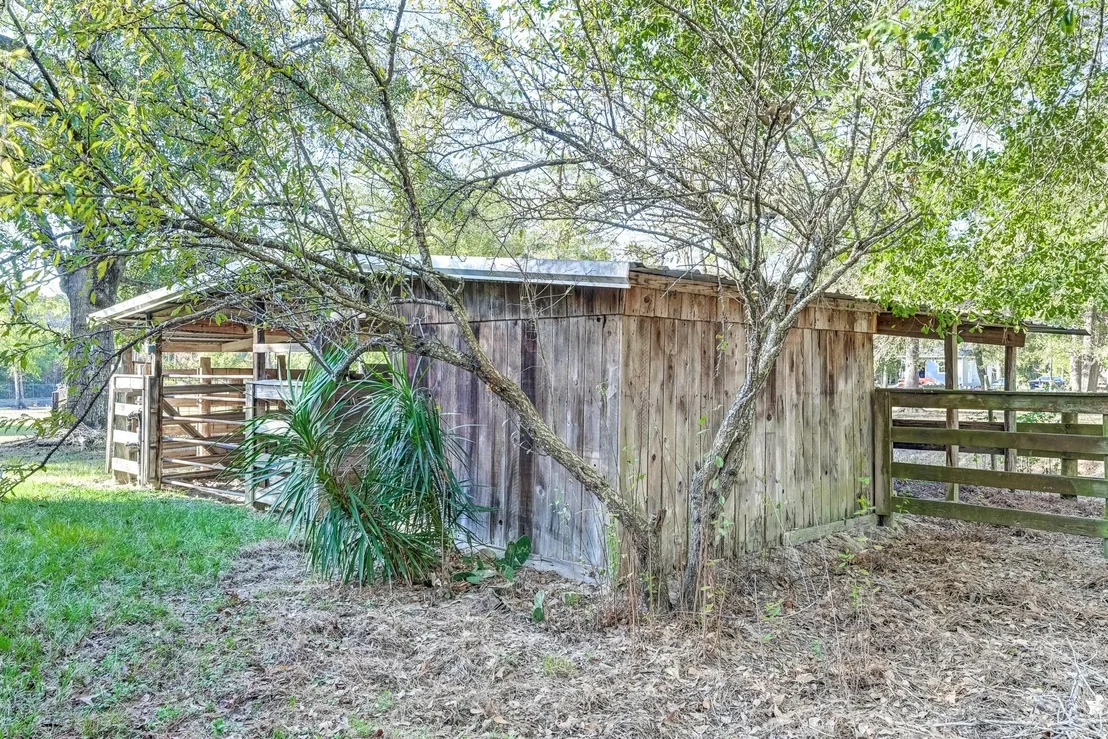 Photo of 25869 Magnolia Drive
