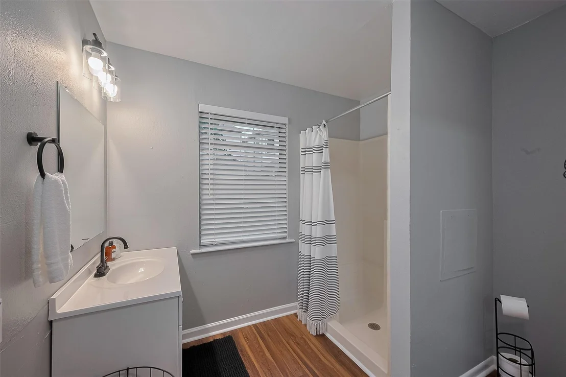 Photo of 2218 Silverbonnet Street