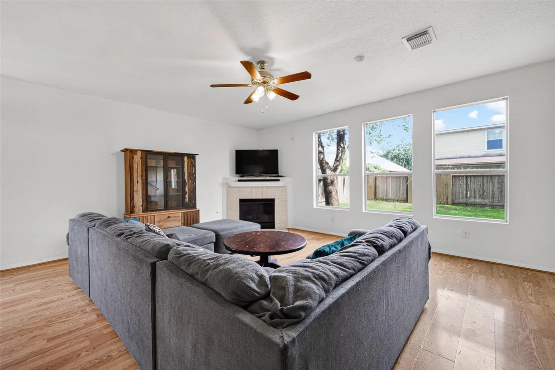 Photo of 19427 Juniper Vale Circle