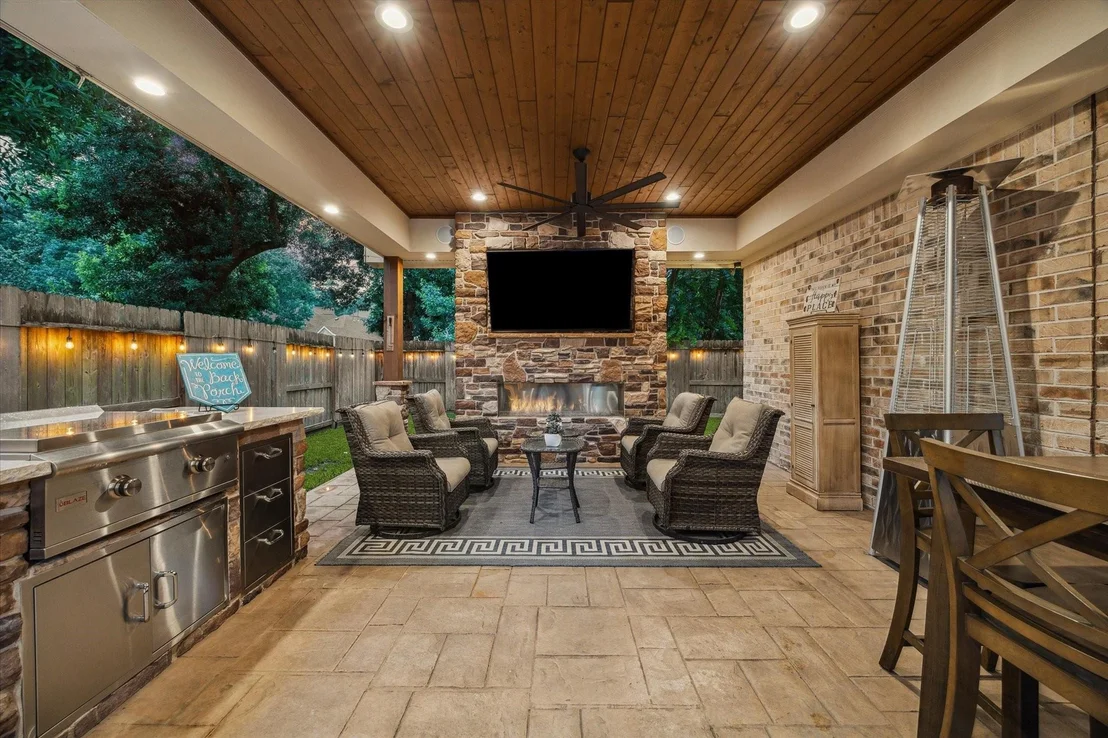 Photo of 31215 Lakeview Bend Lane