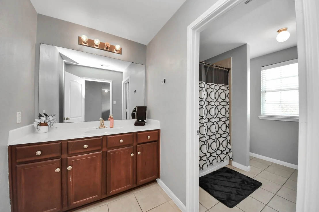 Photo of 415 Hawks View Drive