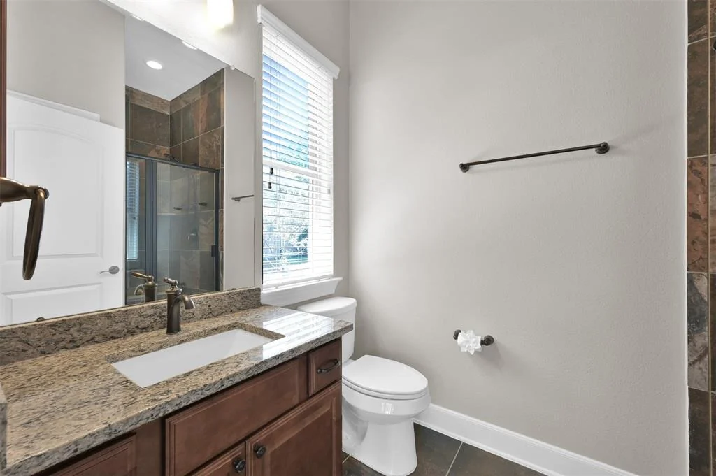 Photo of 4845 Bayou St John