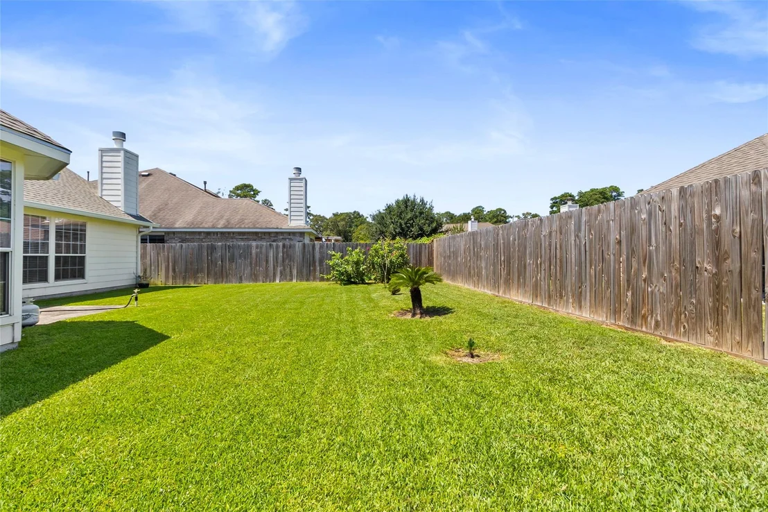 Photo of 427 Pinewood Ridge Drive