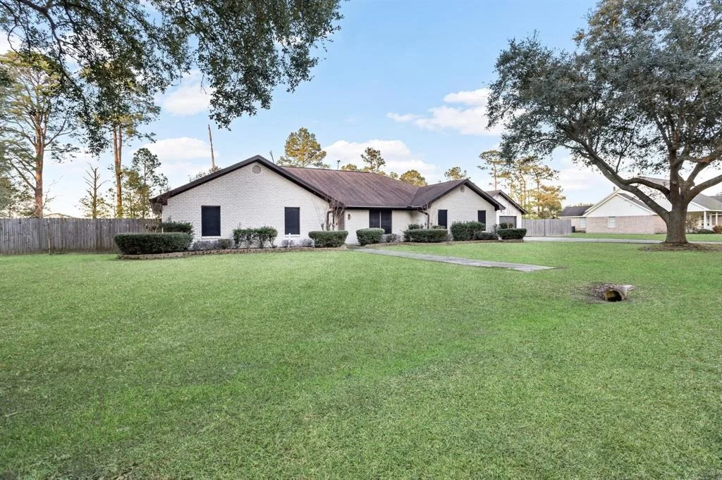 Photo of 608 Meadow Lane