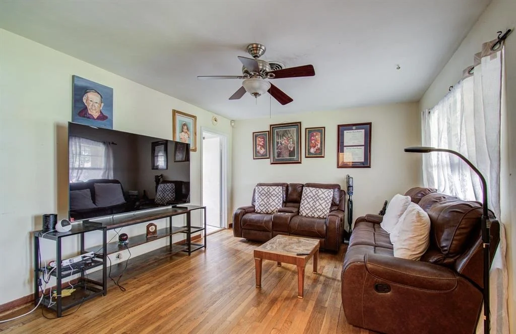 Photo of 5425 Viking Drive