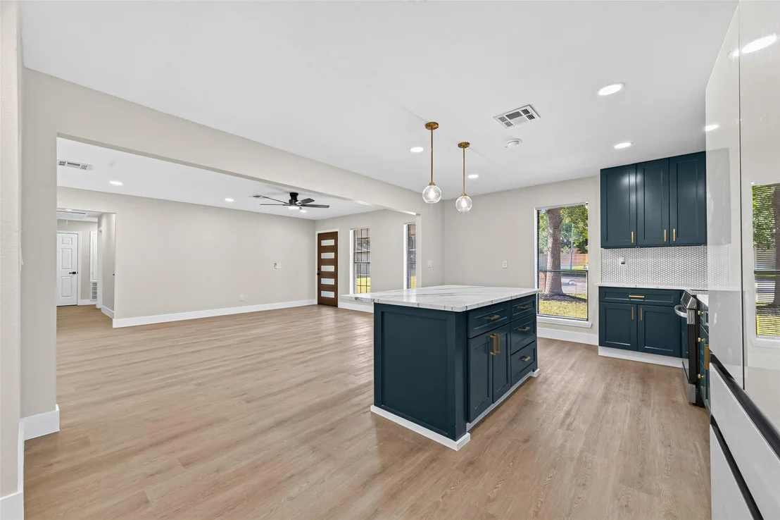 Photo of 12206 Fairhaven Lane