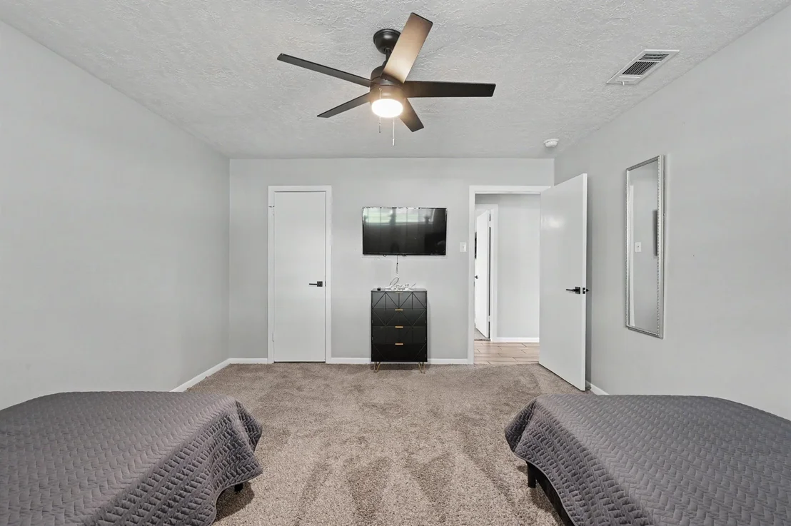 Photo of 9515 Highmeadow Drive