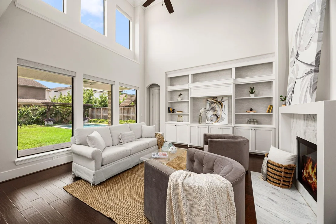 Photo of 1211 Chamboard Lane