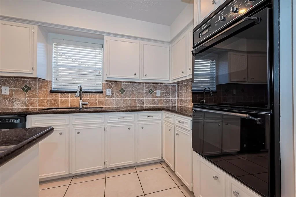 Photo of 1006 Oxborough Drive