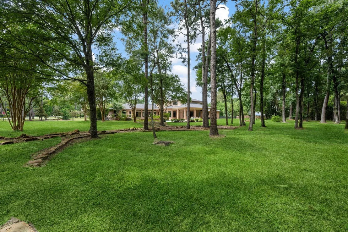 Photo of 9453 Deer Path Lane