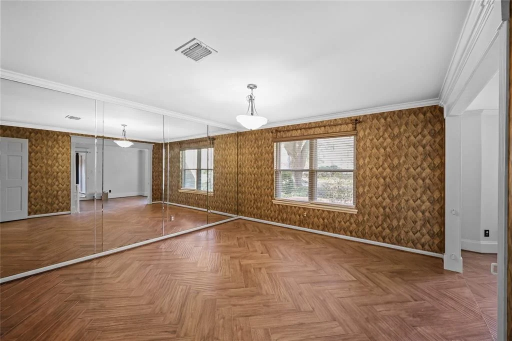 Photo of 5403 Foresthaven Drive