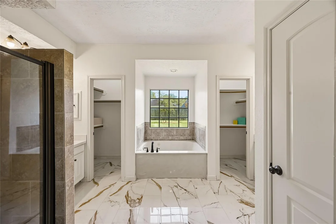 Photo of 706 Fernglade Drive