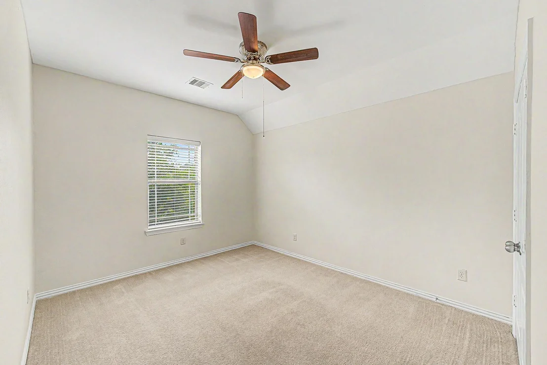 Photo of 2302 Blue Jay Lane