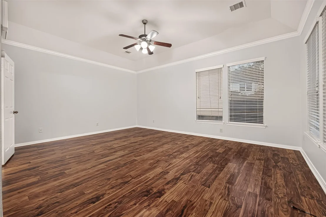 Photo of 331 Silver Creek Circle