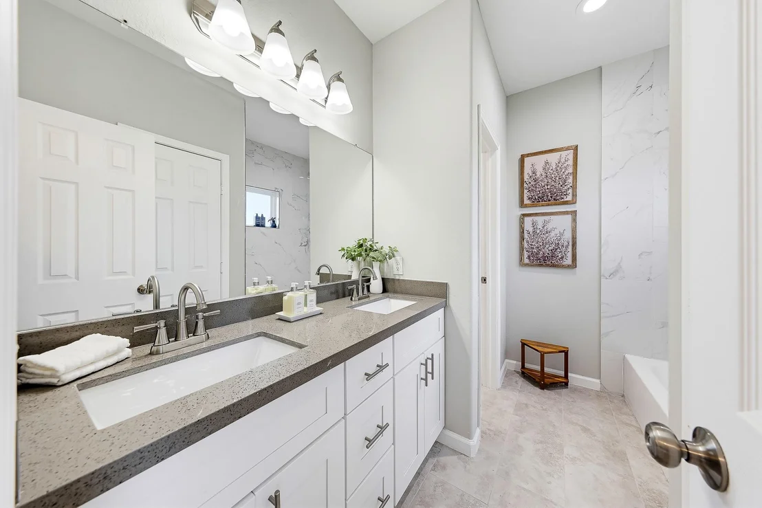 Photo of 313 De Haven Street