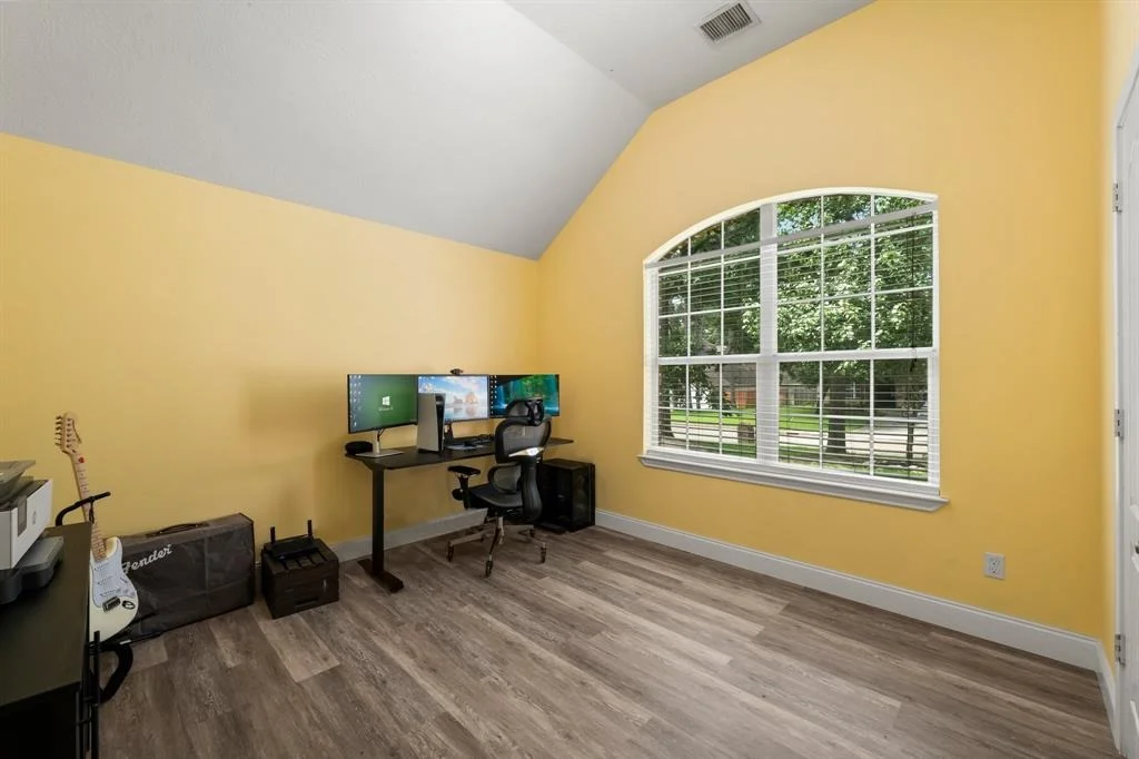 Photo of 3218 Glenforest Road