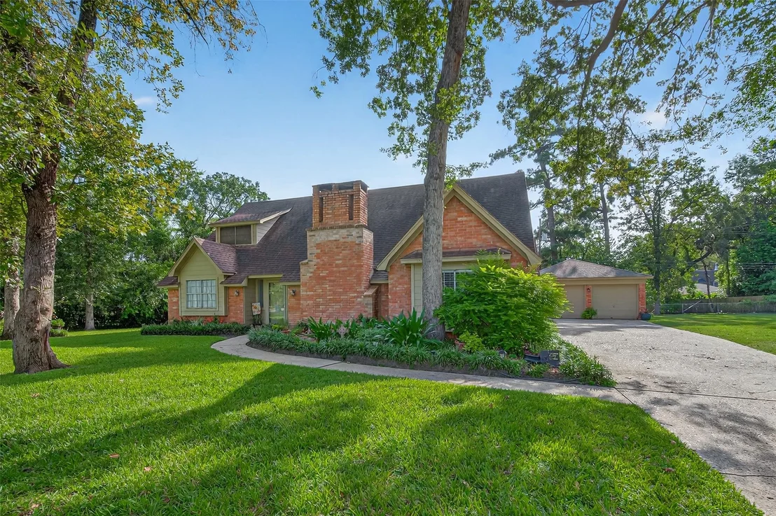 Photo of 105 Glenmora Court