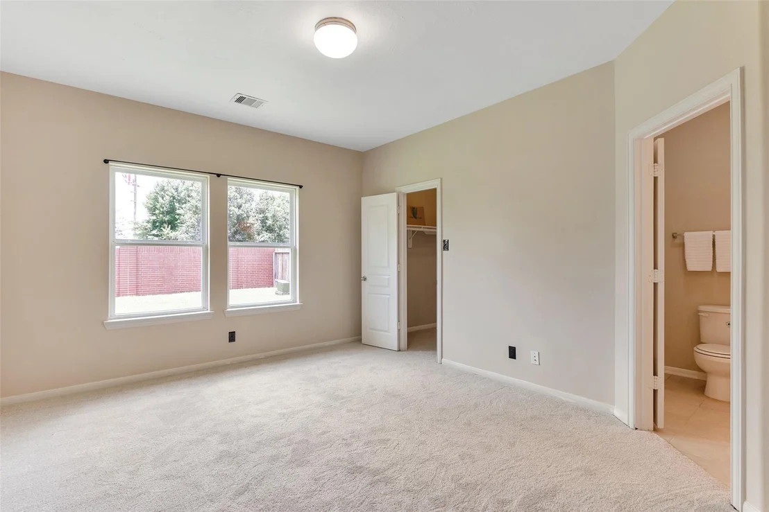 Photo of 18203 Canary Bluff Lane
