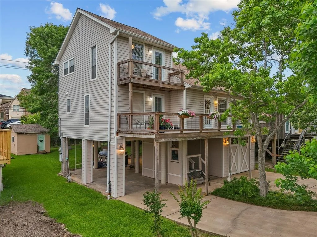 Photo of 268 Seminole Drive