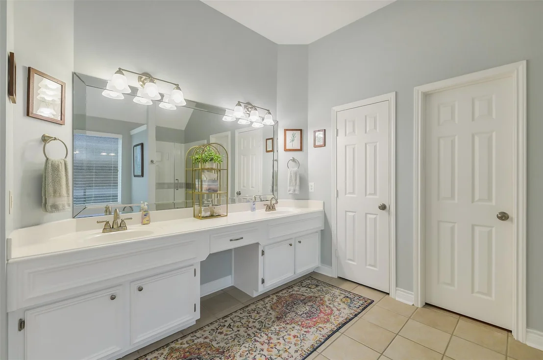 Photo of 13739 Sherburn Manor Drive