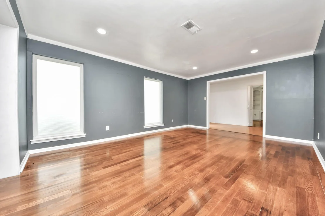 Photo of 5807 Foresthaven Drive