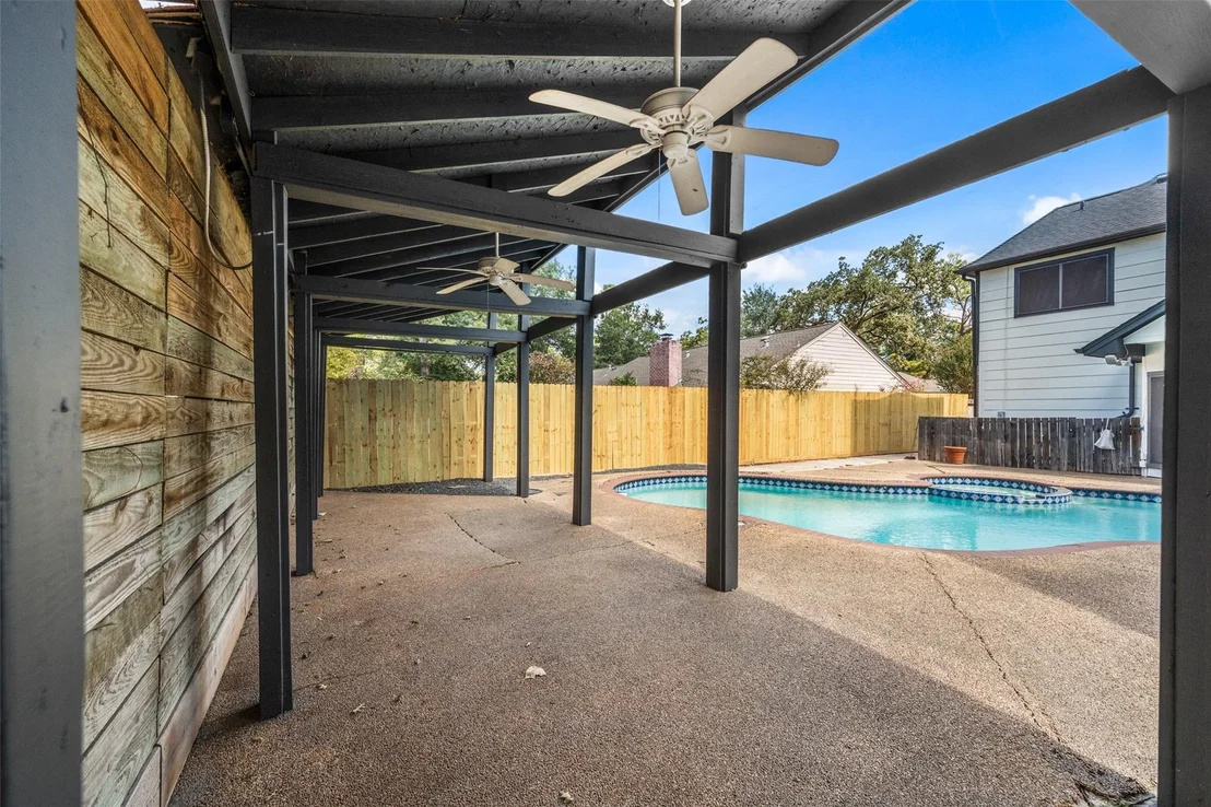 Photo of 6215 Ash Oak Drive