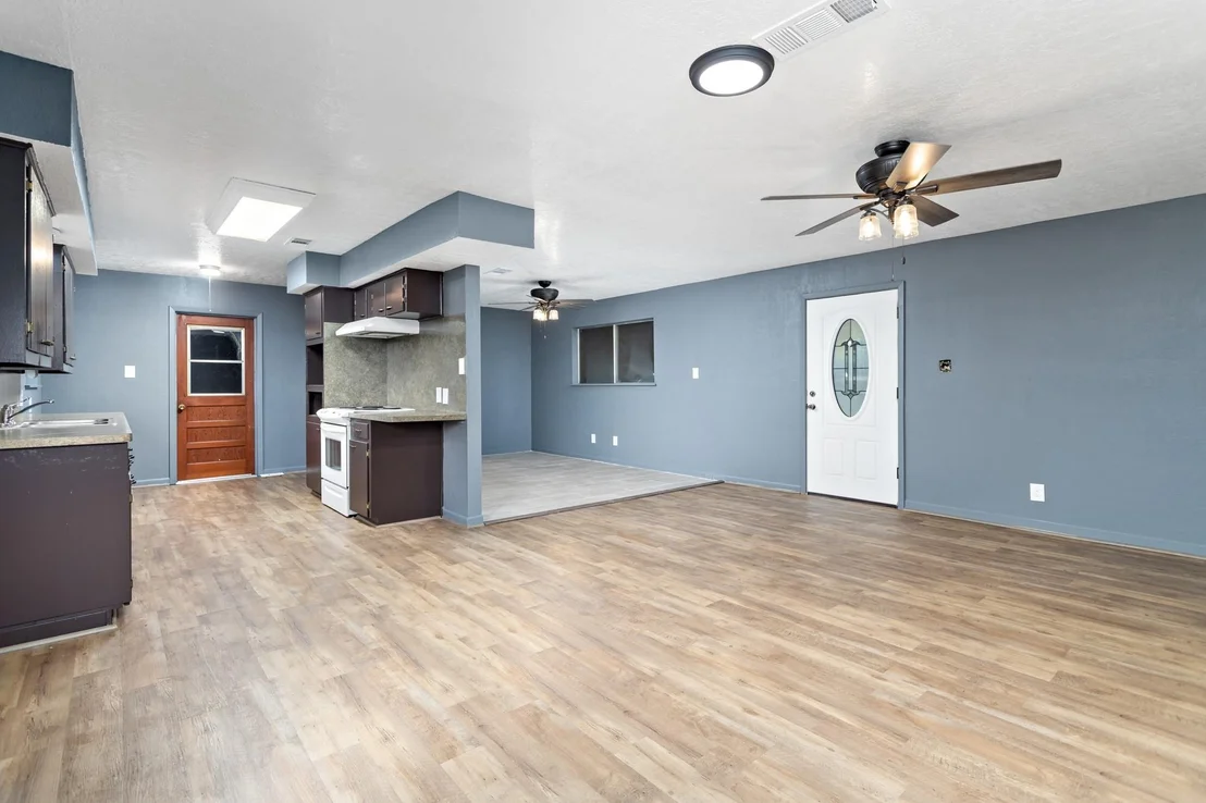 Photo of 207 N Carter Road