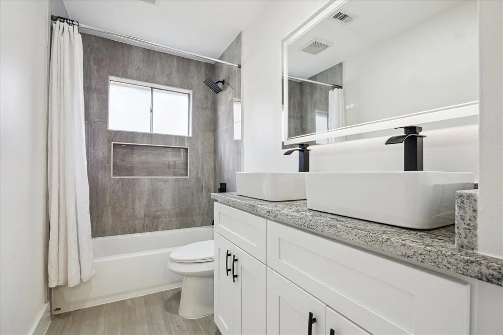 Photo of 12414 Whittington Drive