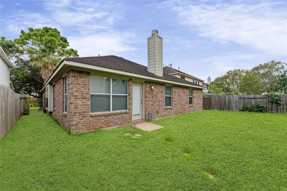 Photo of 13733 Stark Bridge Lane