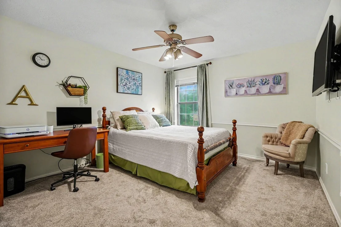 Photo of 1623 Lake Bluff Drive