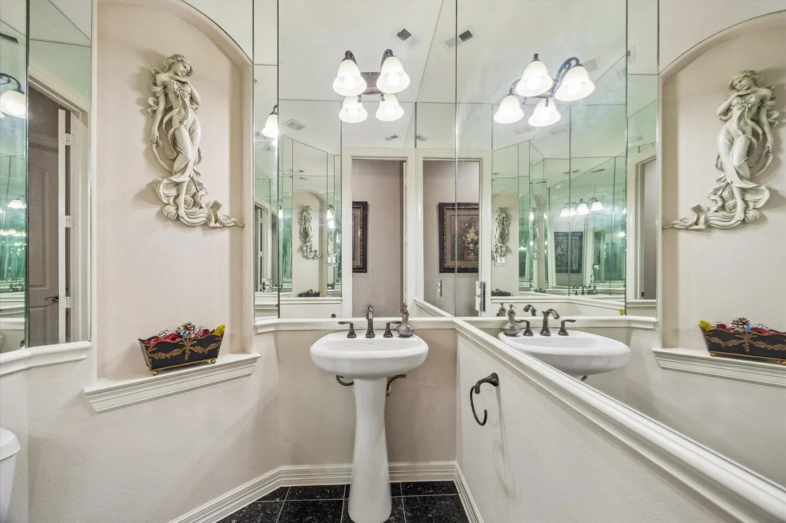 Photo of 2915 Sentry Oak Way