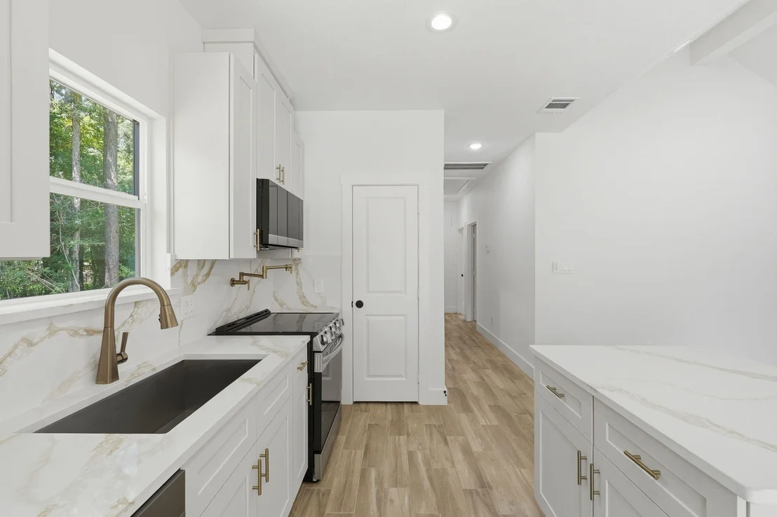 Photo of 15290 Arrowhead Loop W