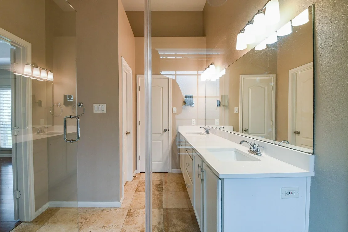 Photo of 21818 Windsor Castle Drive