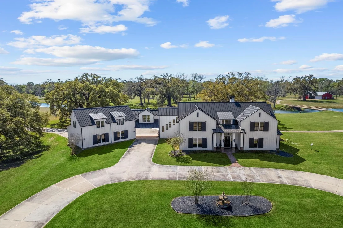 Photo of 7341 County Road 27
