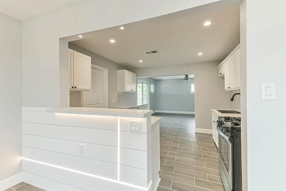 Photo of 8711 Othello Street