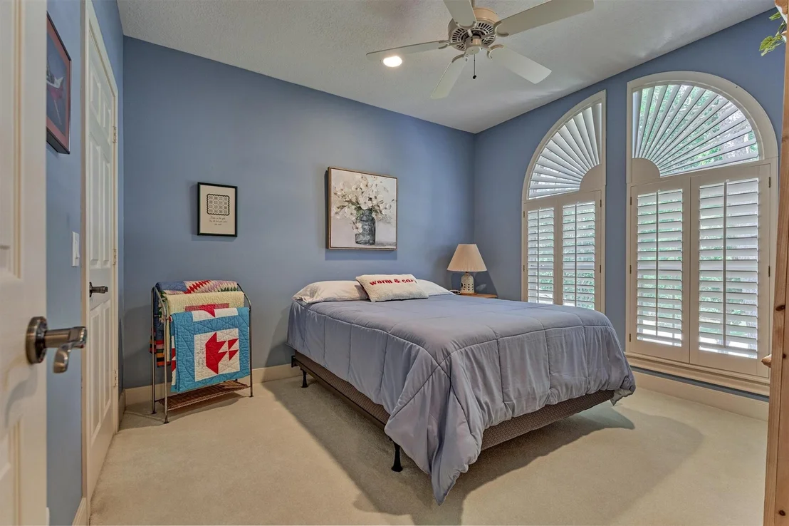 Photo of 9485 Escondido Drive