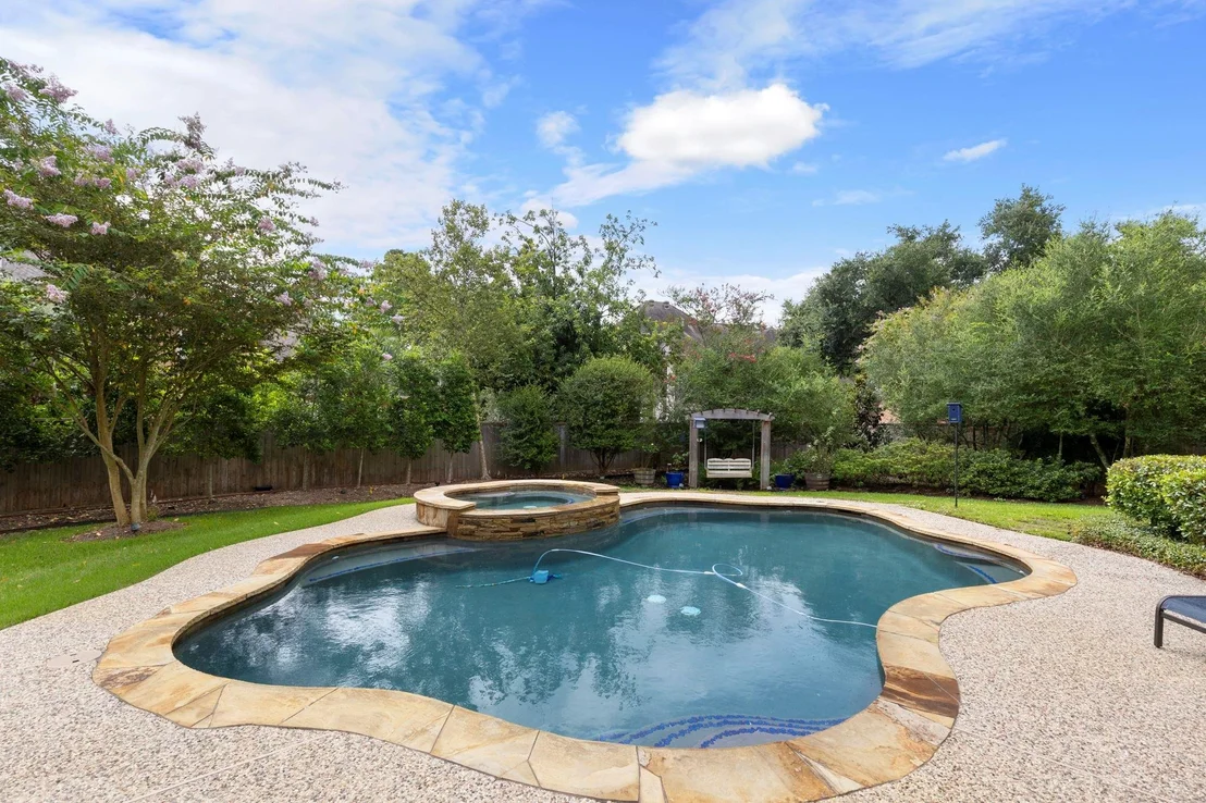Photo of 2 Snow Pond Place