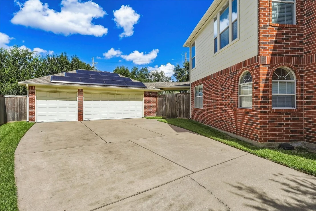 Photo of 7807 Ravens Point Drive