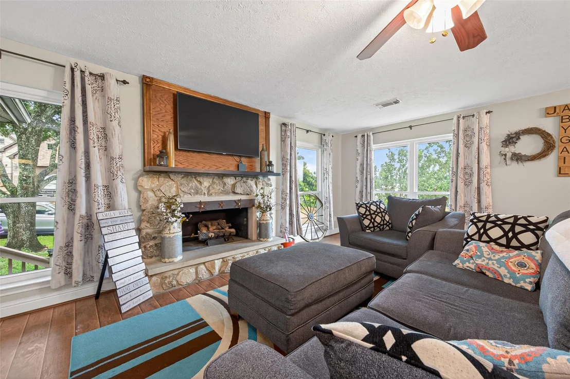 Photo of 28111 Camille Drive