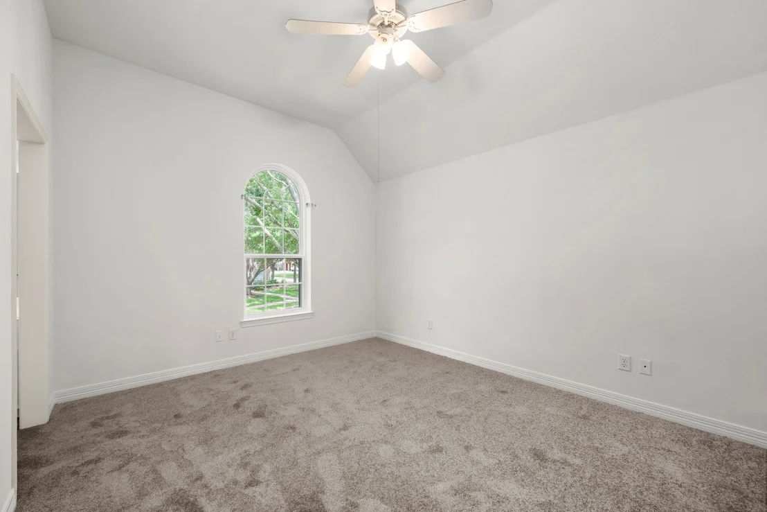 Photo of 1922 Stormcroft Circle