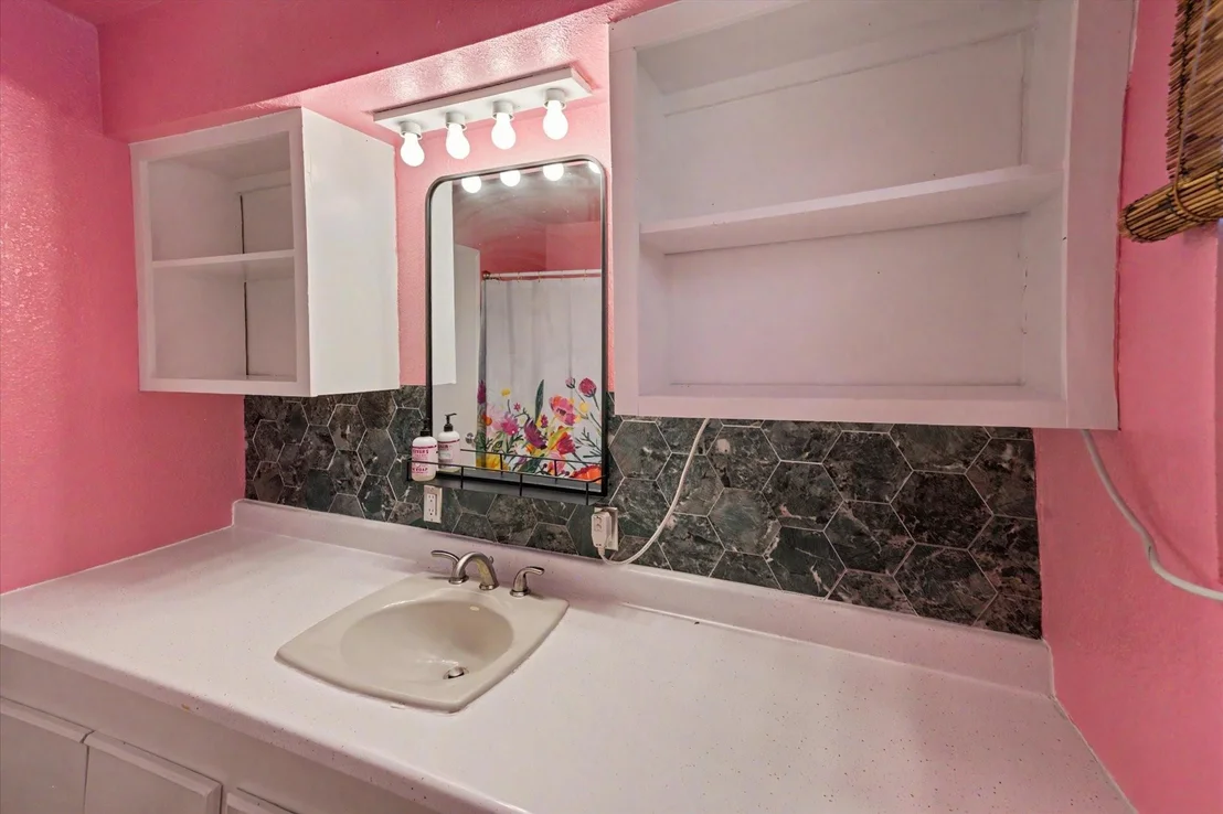 Photo of 144 Imogene