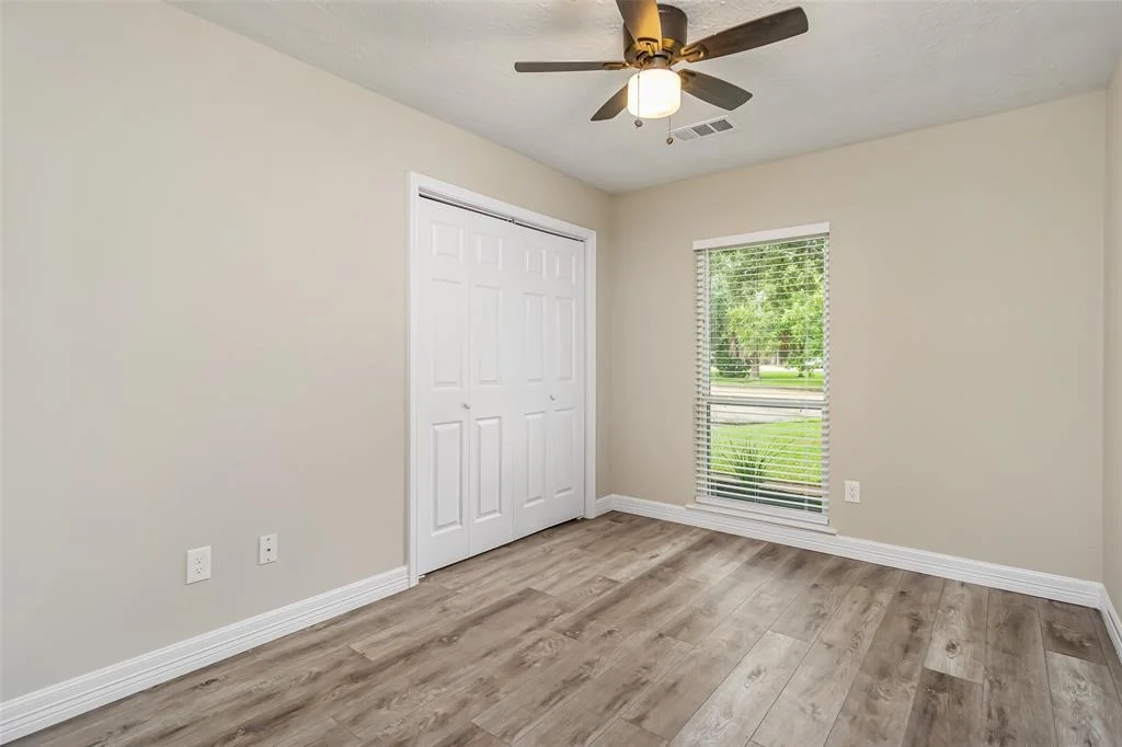 Photo of 16110 Reseda Circle