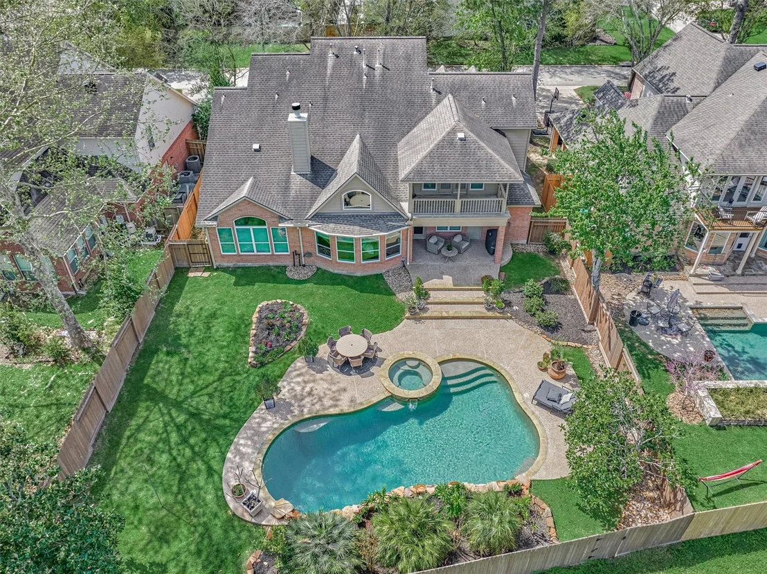 Photo of 170 N Hazelcrest Circle