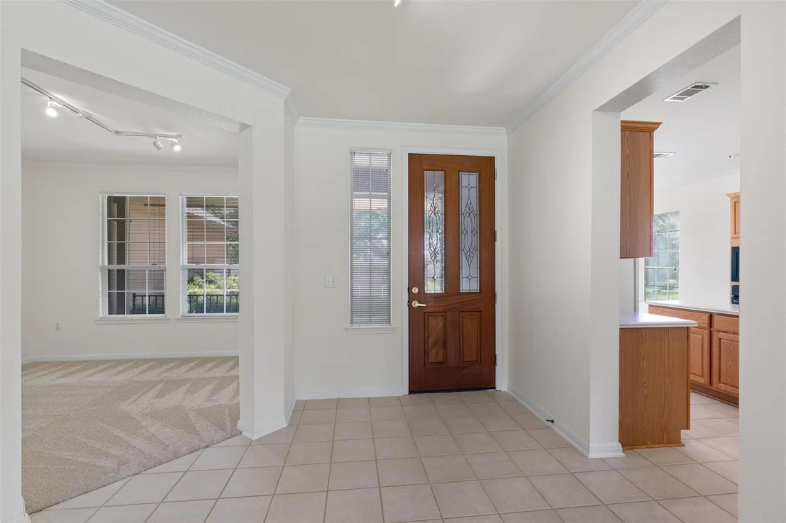 Photo of 103 Brooks Circle