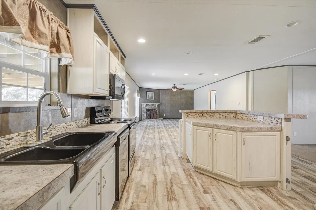 Photo of 4049 County Road 450