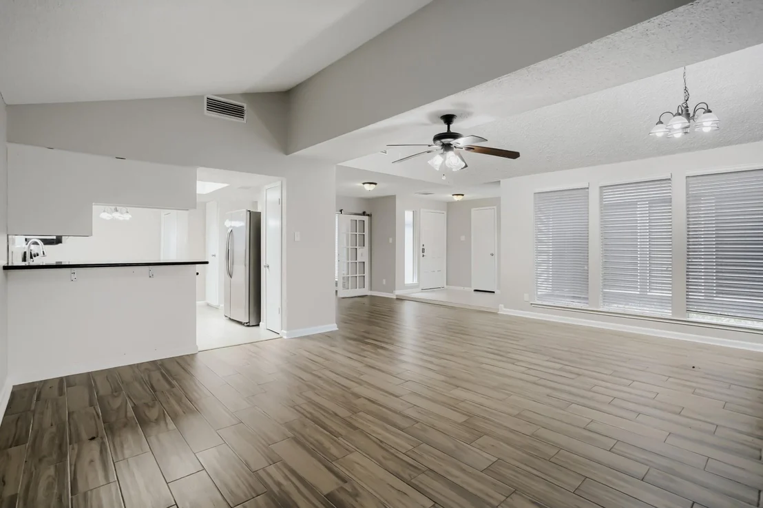 Photo of 16227 Mill Point Drive
